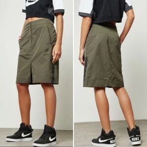 Nike Sportswear Bonded Casual Midi Skirt Women's Cargo Size Small Athletic Sport